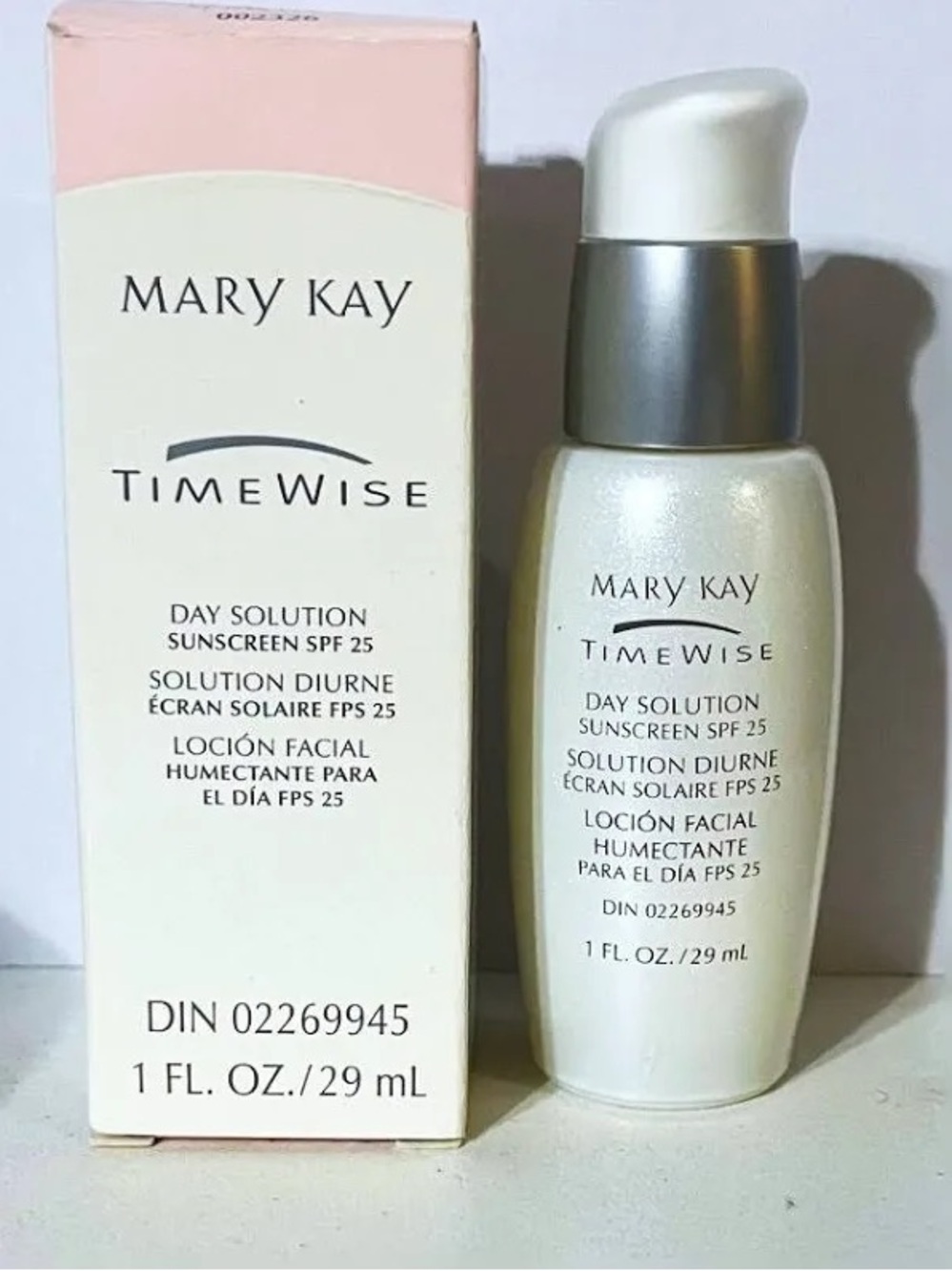 (NIB!) MARY KAY- TimeWise Day Solution SPF 25